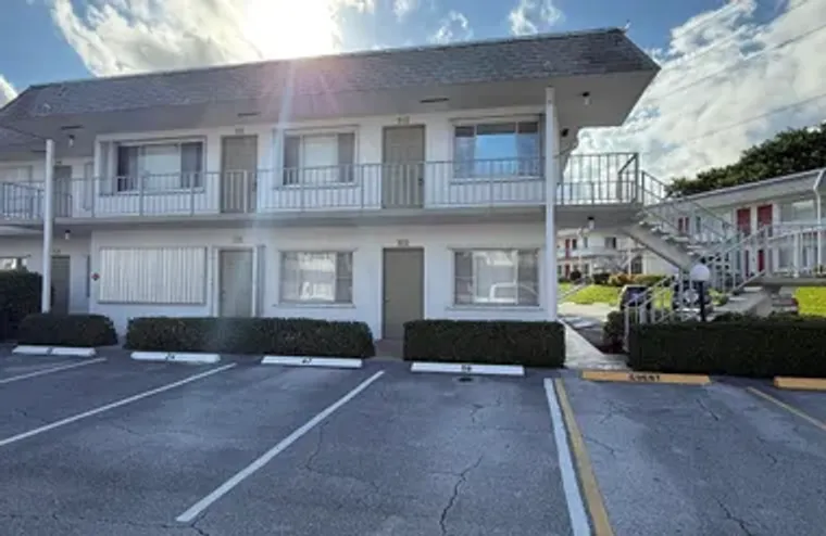 3160 LAKE OSBORNE DR 112, LAKE WORTH BEA..., Lake Worth Beach, FL 33461