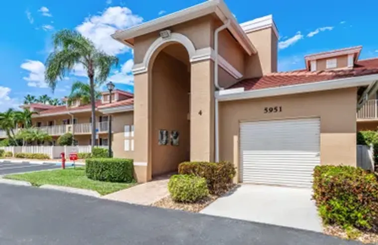 5951 REGAL GLEN DR APT 202, BOYNTON BEAC..., Boynton Beach, FL 33437