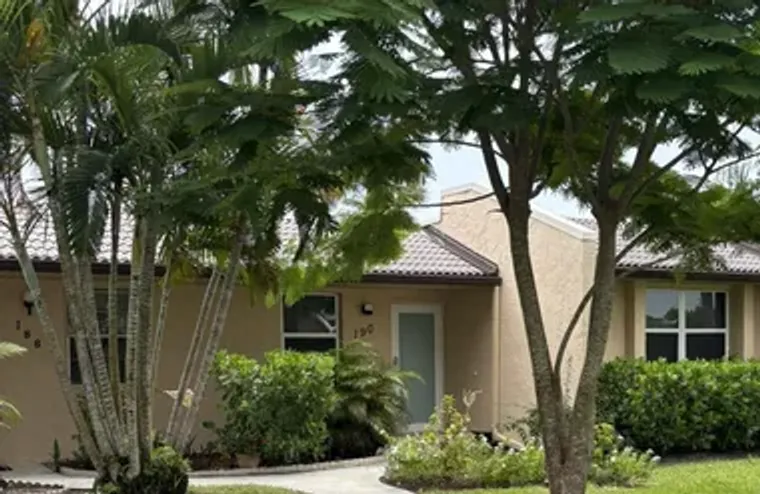 190 LAKE MERYL DR, WEST PALM BEACH, FL, ..., West Palm Beach, FL 33411
