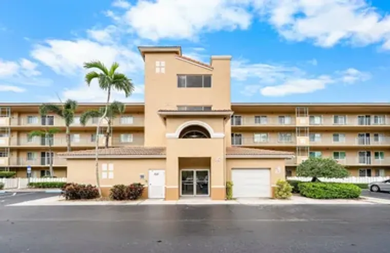 12560 MAJESTY CIR APT 303, BOYNTON BEACH..., Boynton Beach, FL 33437