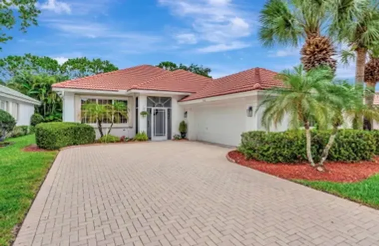 9132 BAY HARBOUR CIR, WEST PALM BEACH, F..., West Palm Beach, FL 33411