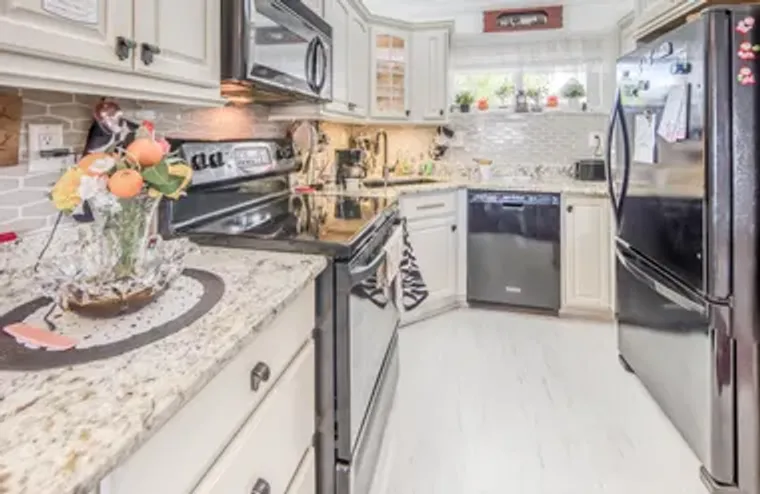 2615 GARDEN DR S APT 205, LAKE WORTH BEA..., Lake Worth Beach, FL 33461