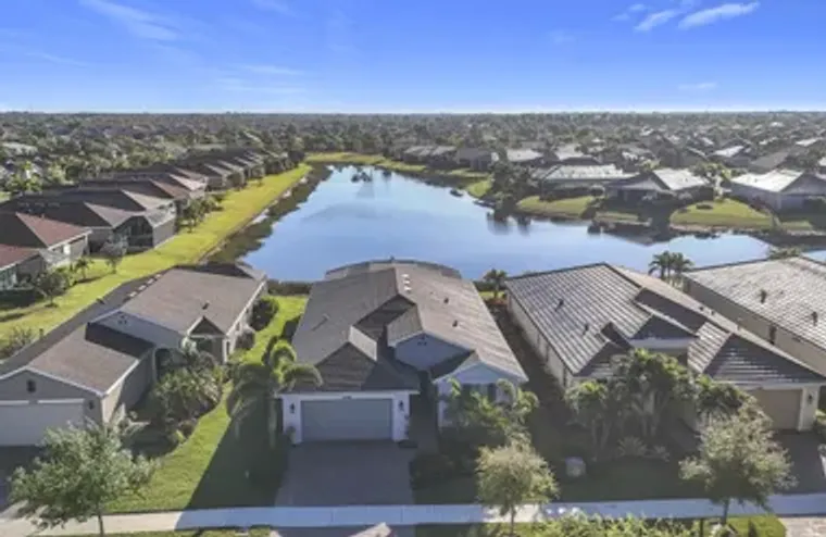 10094 SW INDIAN LILAC TRL, PORT SAINT LU..., Port Saint Lucie, FL 34987