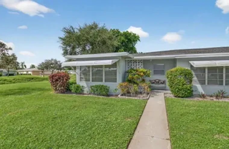 300 HIGH POINT BLVD A, DELRAY BEACH, FL,..., Delray Beach, FL 33445