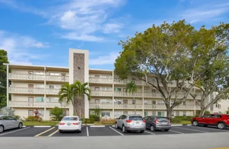 4064 NEWPORT Q # 4064, DEERFIELD BEACH, ..., Deerfield Beach, FL 33442
