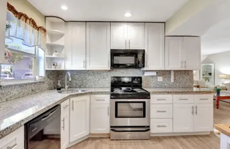 30 COLONIAL CLUB DR APT 101, BOYNTON BEA..., Boynton Beach, FL 33435