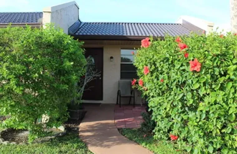 149 LAKE GLORIA DR, WEST PALM BEACH, FL,..., West Palm Beach, FL 33411