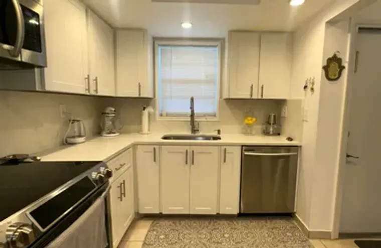 5900 NW 44TH ST APT 403, LAUDERHILL, FL,..., Lauderhill, FL 33319