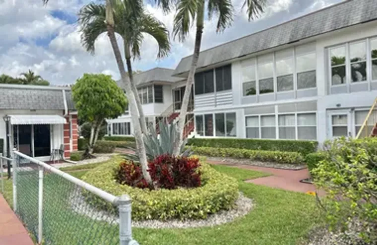 30 PLYMOUTH C, WEST PALM BEACH, FL, 3341..., West Palm Beach, FL 33417