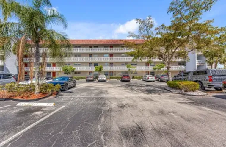 3551 INVERRARY DR 212, LAUDERHILL, FL, 3..., Lauderhill, FL 33319