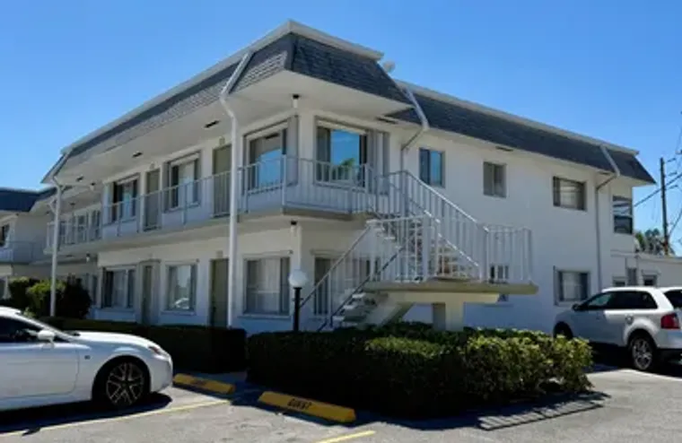 3160 LAKE OSBORNE DR 212, LAKE WORTH BEA..., Lake Worth Beach, FL 33461