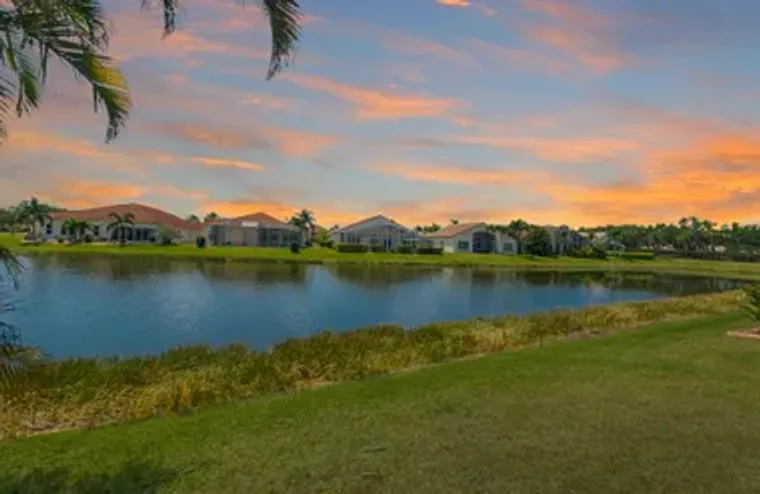 307 NW CLEARVIEW CT, PORT SAINT LUCIE, F..., Port Saint Lucie, FL 34986