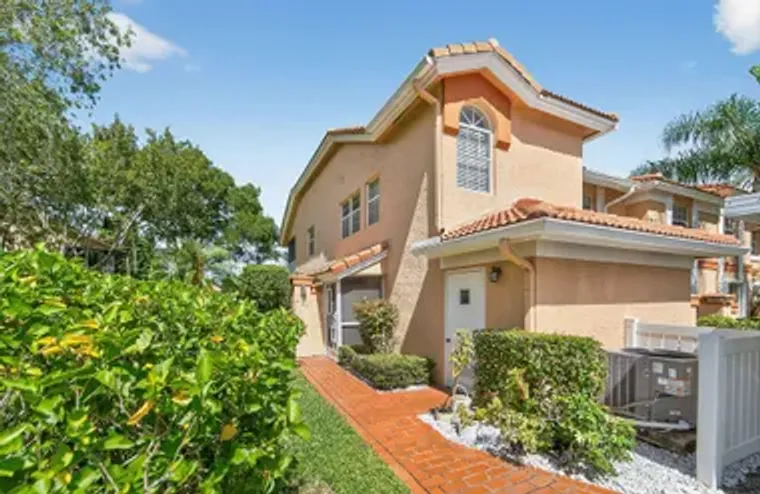 9673 SHADYBROOK DR APT 201, BOYNTON BEAC..., Boynton Beach, FL 33437