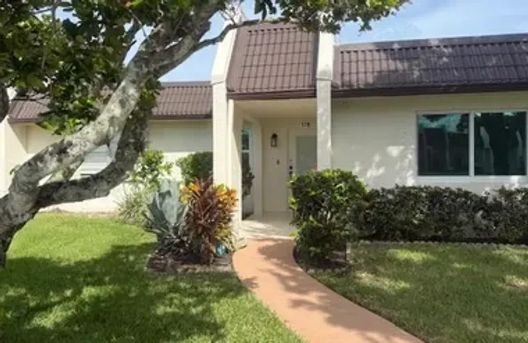 178 LAKE SUSAN LN, WEST PALM BEACH, FL, ..., West Palm Beach, FL 33411