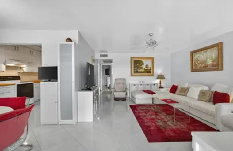 114 SOMERSET F, WEST PALM BEACH, FL, 334..., West Palm Beach, FL 33417