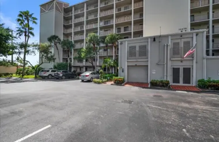 14475 STRATHMORE LN APT 402, DELRAY BEAC..., Delray Beach, FL 33446