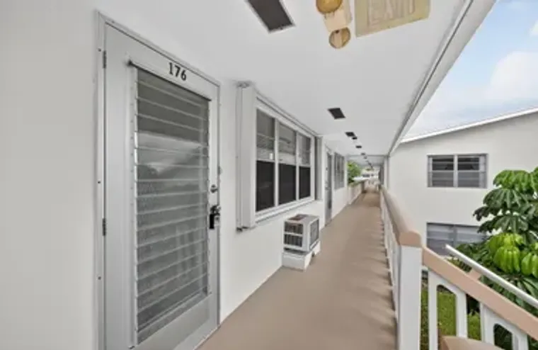 176 WINDSOR H, WEST PALM BEACH, FL, 3341..., West Palm Beach, FL 33417