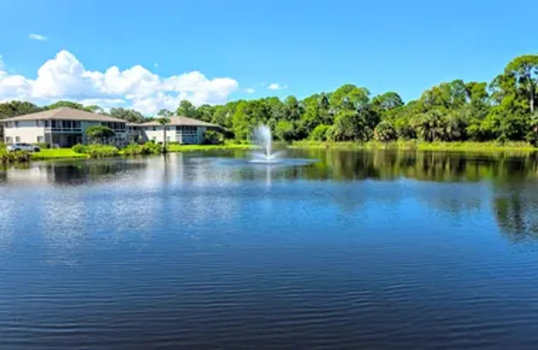 4 LAKE VISTA TRL APT 202, PORT SAINT LUC..., Port Saint Lucie, FL 34952