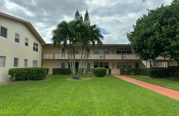193 CHATHAM J, WEST PALM BEACH, FL, 3341..., West Palm Beach, FL 33417