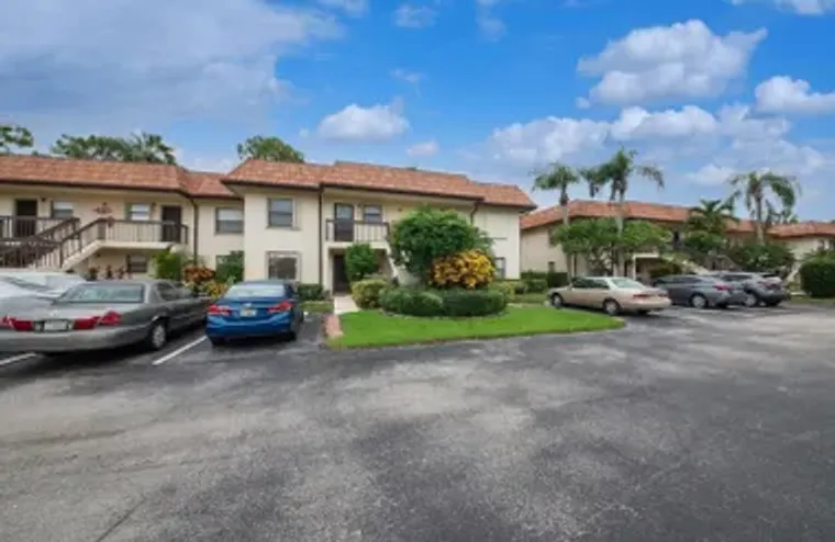 7118 GOLF COLONY CT 105, LAKE WORTH, FL,..., Lake Worth, FL 33467