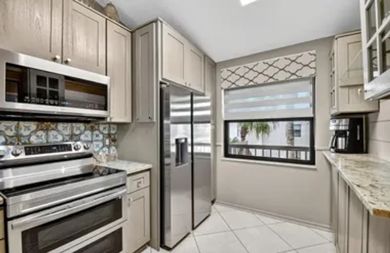 7578 TAHITI LN APT 201, LAKE WORTH, FL, ..., Lake Worth, FL 33467