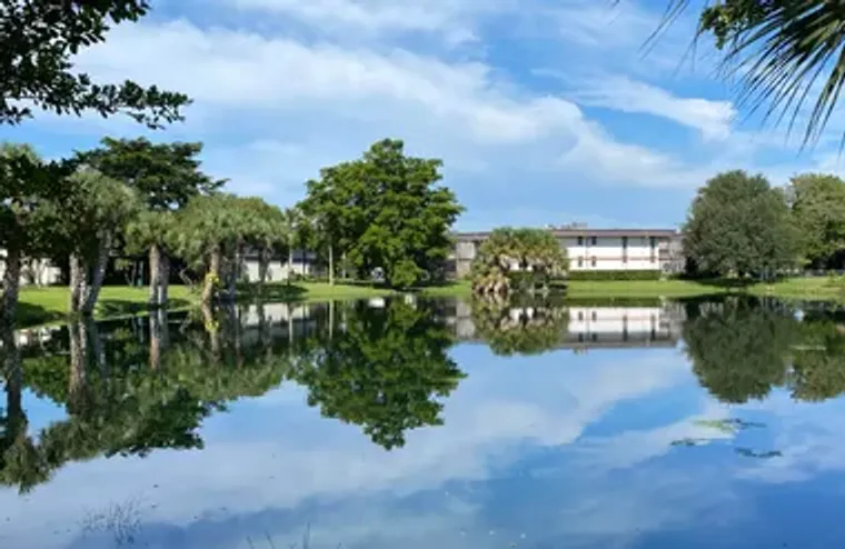 7 GREENWAY VLG 211, ROYAL PALM BEACH, FL..., Royal Palm Beach, FL 33411