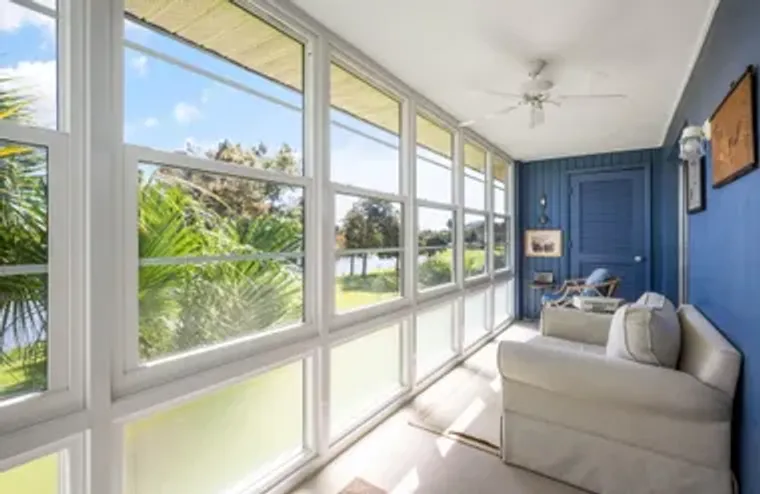 40 VISTA GARDENS TRL APT 202, VERO BEACH..., Vero Beach, FL 32962