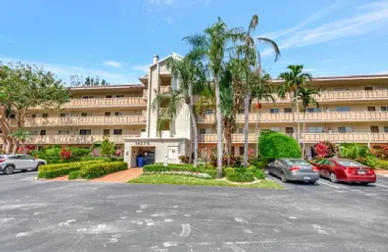 14375 STRATHMORE LN 305, DELRAY BEACH, F..., Delray Beach, FL 33446