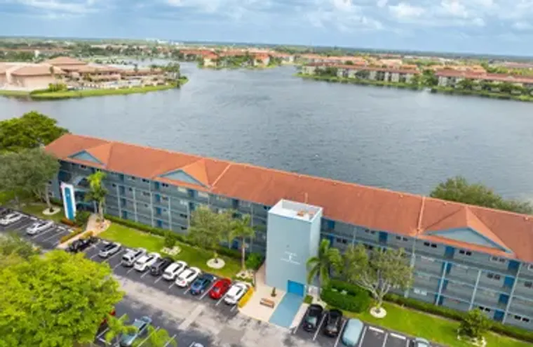 1501 SW 134TH WAY 105D, PEMBROKE PINES, ..., Pembroke Pines, FL 33027