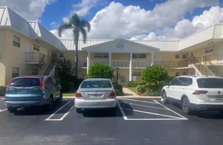 24 COLONIAL CLUB DR 102, BOYNTON BEACH, ..., Boynton Beach, FL 33435
