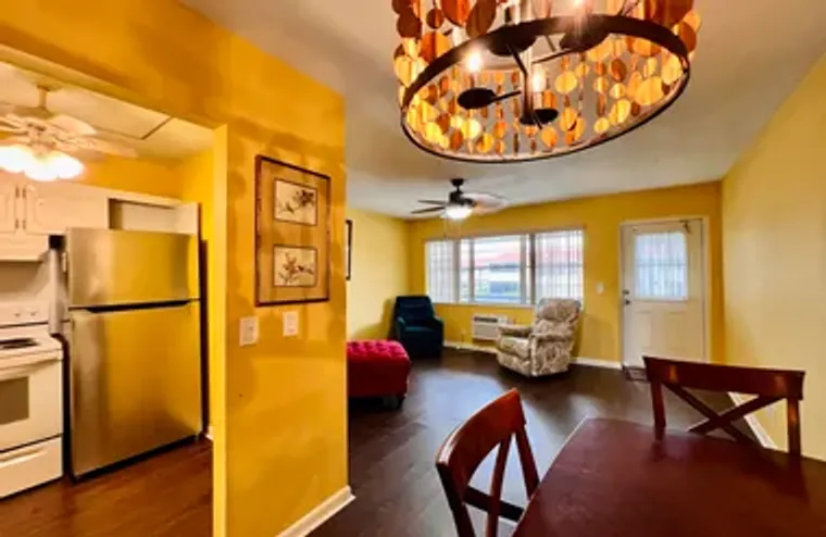 110 BERKSHIRE E UNIT E, WEST PALM BEACH,..., West Palm Beach, FL 33417