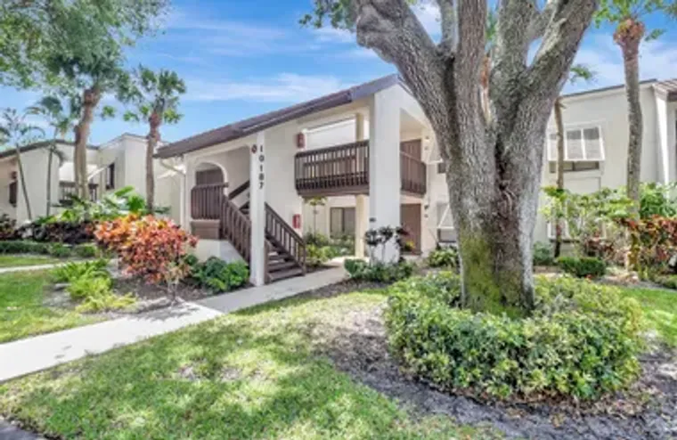 10187 MANGROVE DR 204, BOYNTON BEACH, FL..., Boynton Beach, FL 33437