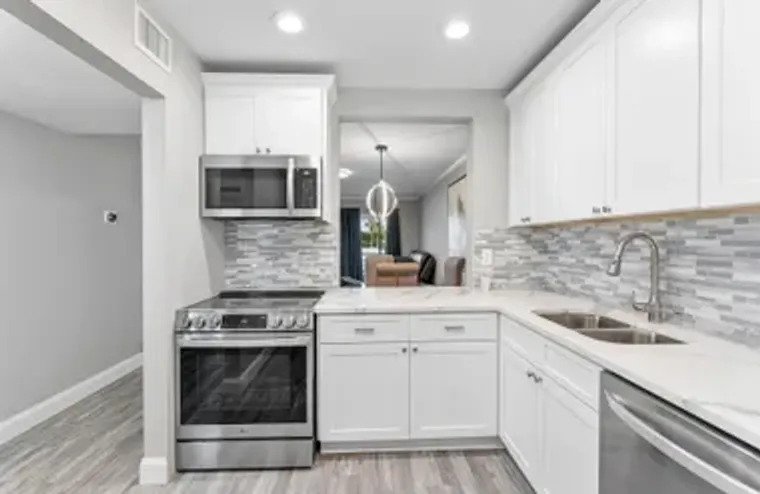 118 LAKE CONSTANCE DR, WEST PALM BEACH, ..., West Palm Beach, FL 33411