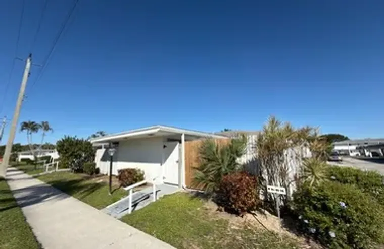 96 EAST CT, ROYAL PALM BEACH, FL, 33411, Royal Palm Beach, FL 33411