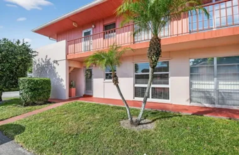 7 GOLFS EDGE D, WEST PALM BEACH, FL, 334..., West Palm Beach, FL 33417