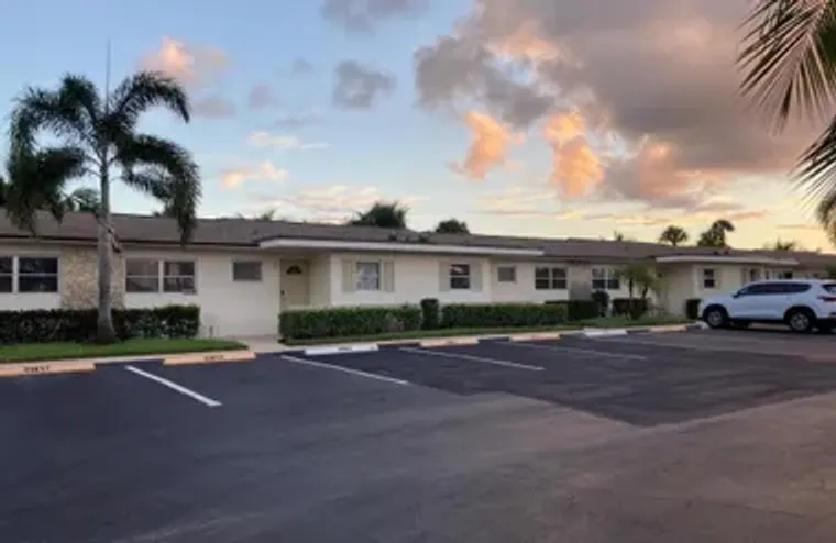 2894 CROSLEY DR J, WEST PALM BEACH, FL, ..., West Palm Beach, FL 33415