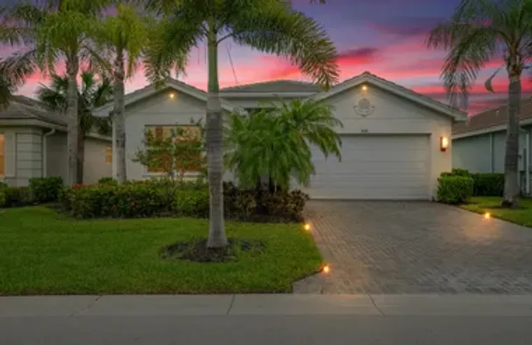 11081 SW CARRIAGE HILL LN, PORT SAINT LU..., Port Saint Lucie, FL 34987