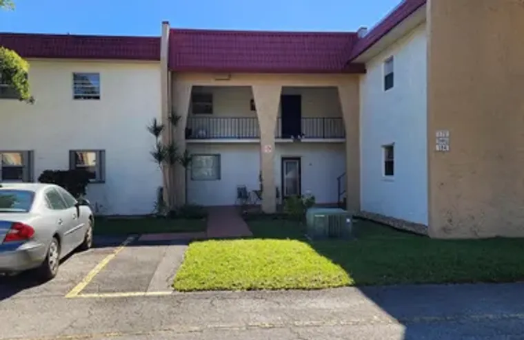 180 LAKE DORA DR, WEST PALM BEACH, FL, 3..., West Palm Beach, FL 33411