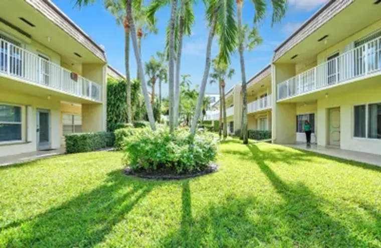 632 SNUG HARBOR DR D14, BOYNTON BEACH, F..., Boynton Beach, FL 33435