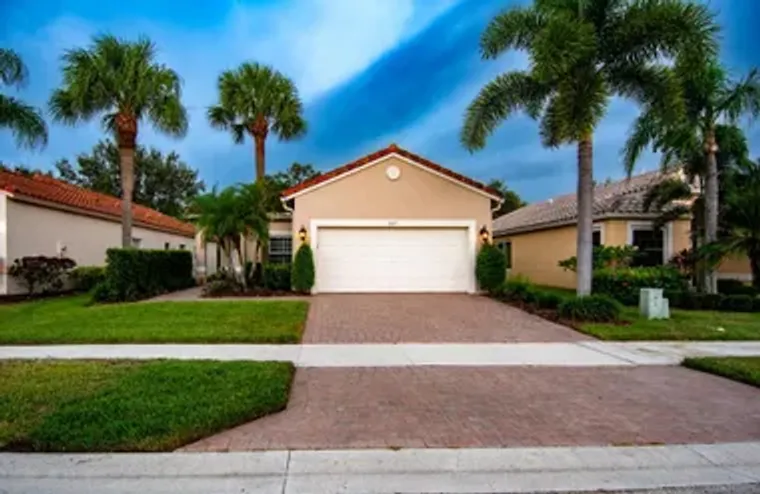 607 NW WHITFIELD WAY, PORT SAINT LUCIE, ..., Port Saint Lucie, FL 34986