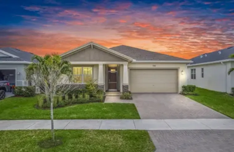 792 SE BLOOMFIELD RD, PORT SAINT LUCIE, ..., Port Saint Lucie, FL 34984