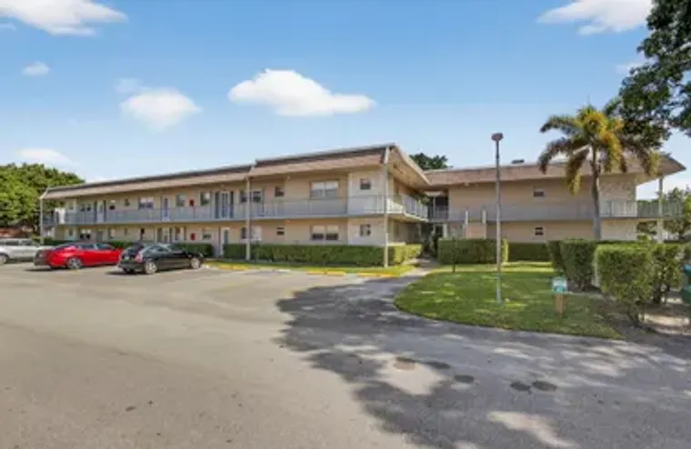 116 OXFORD 200, WEST PALM BEACH, FL, 334..., West Palm Beach, FL 33417