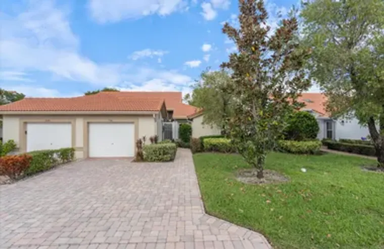 7741 SPRINGWATER PL B, BOYNTON BEACH, FL..., Boynton Beach, FL 33437