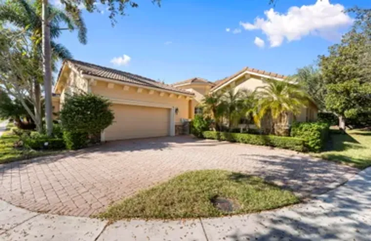 9360 SW NUOVA WAY, PORT SAINT LUCIE, FL,..., Port Saint Lucie, FL 34986