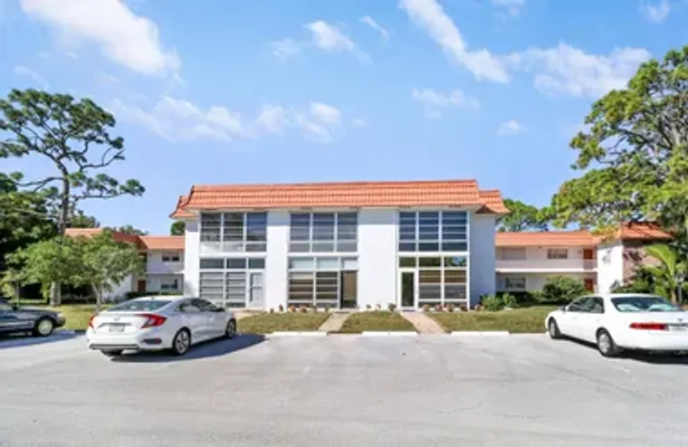 2600 SE OCEAN BLVD APT DD4, STUART, FL, ..., Stuart, FL 34996