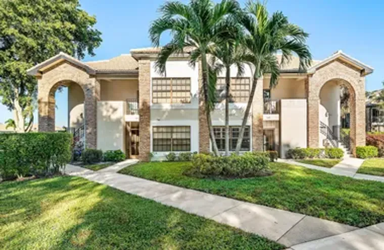 8057 ABERDEEN DR 102, BOYNTON BEACH, FL,..., Boynton Beach, FL 33472