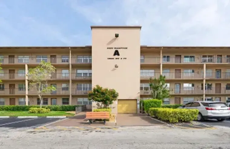 13550 SW 6TH CT 111A, PEMBROKE PINES, FL..., Pembroke Pines, FL 33027