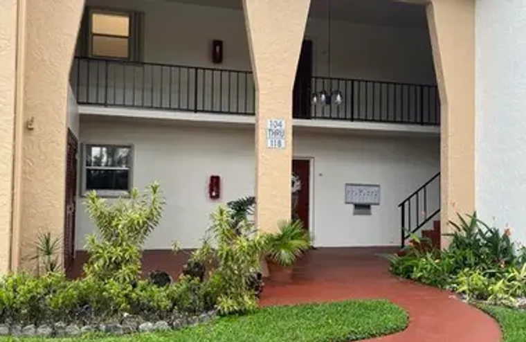 110 LAKE ANNE DR # 110, WEST PALM BEACH,..., West Palm Beach, FL 33411