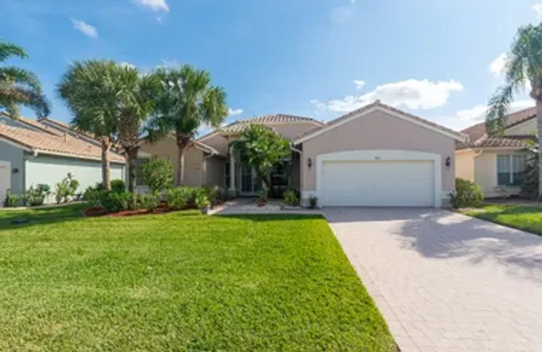 468 NW BLUE LAKE DR, PORT SAINT LUCIE, F..., Port Saint Lucie, FL 34986