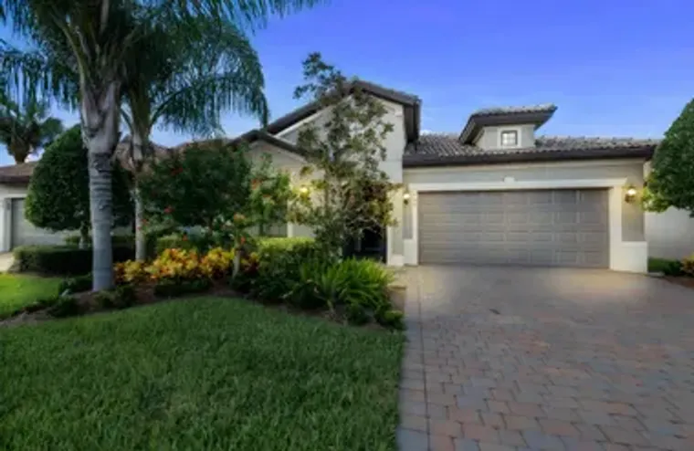 564 SE MONET DR, PORT SAINT LUCIE, FL, 3..., Port Saint Lucie, FL 34984